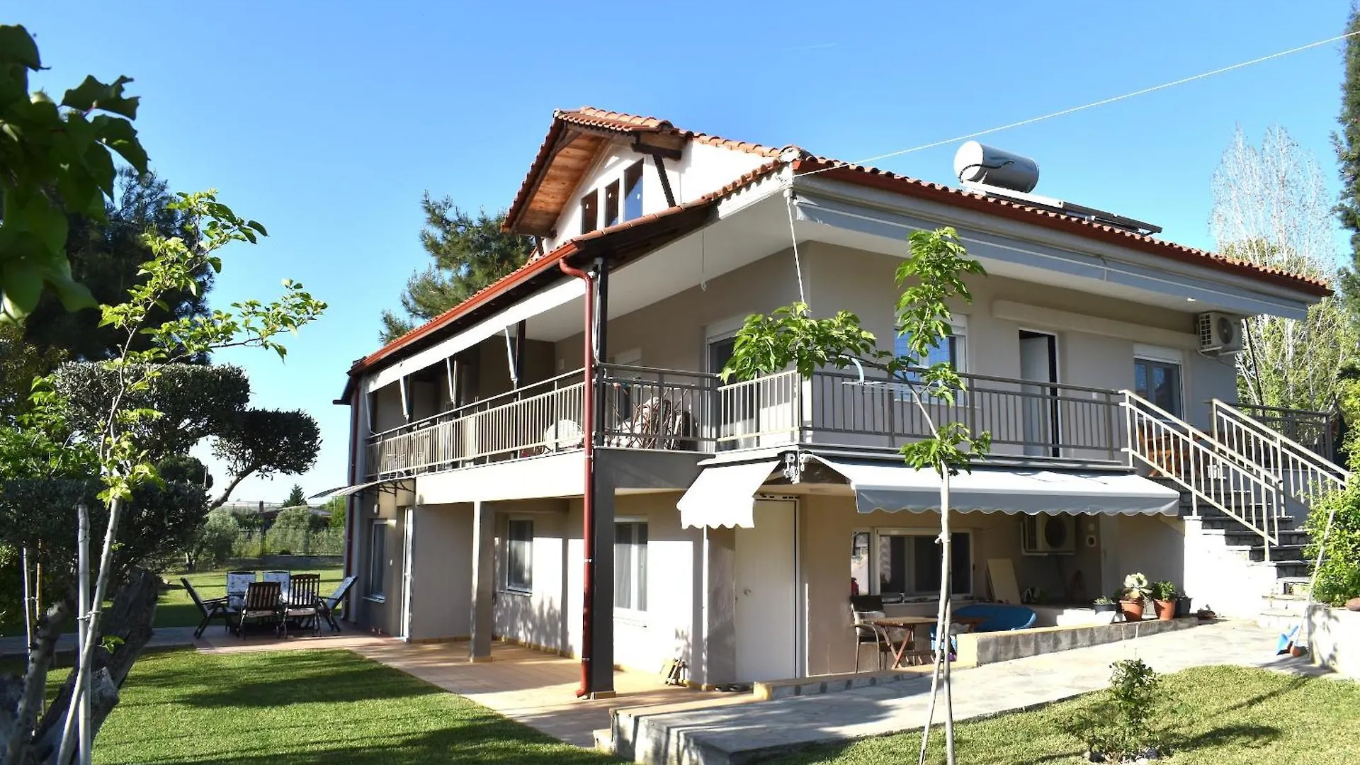 Holiday Home Close To The Sea Nea Iraklia