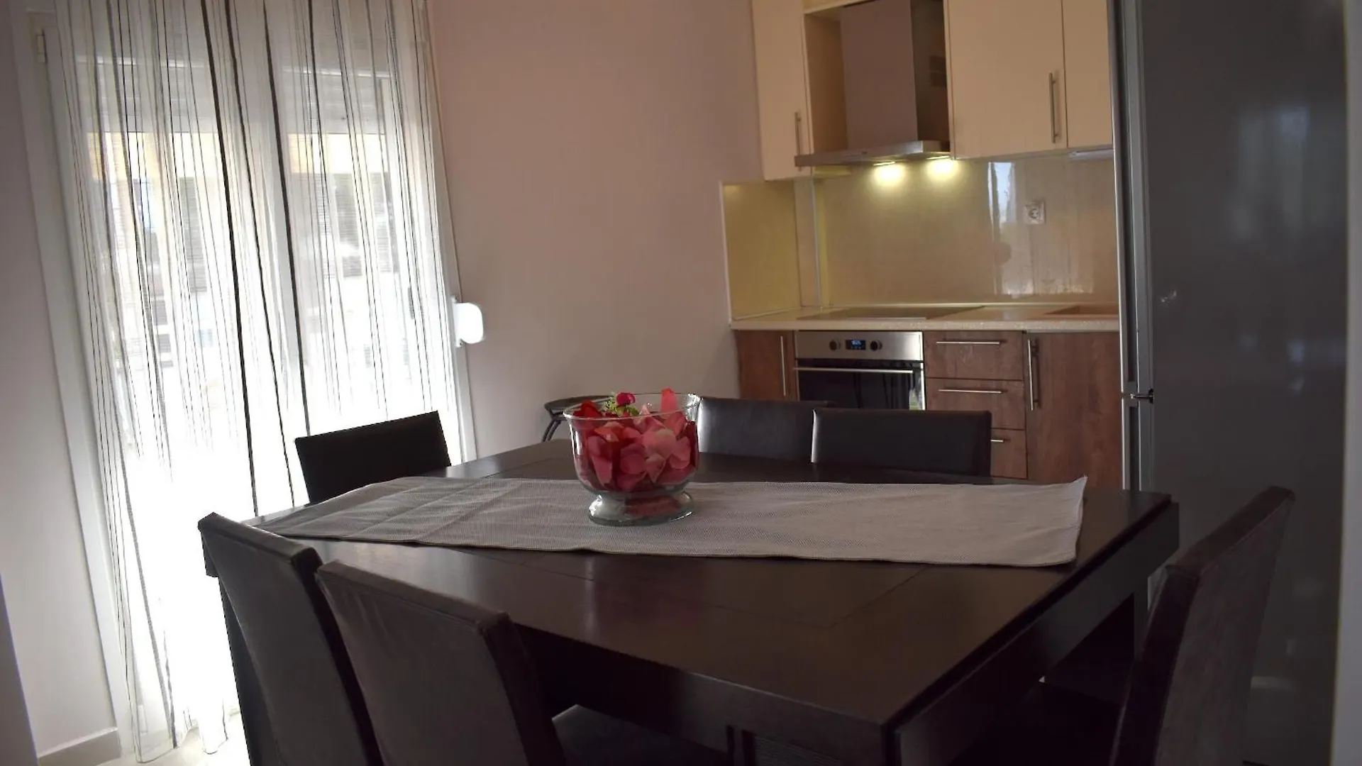 Holiday Home Close To The Sea Nea Iraklia